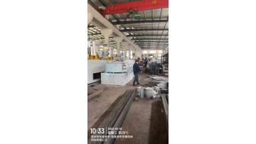 Busy workshop for plastic machine manufacture