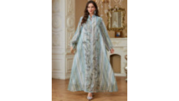 Luxury Abaya Traditional Muslim Dress Turkey Breathable Jalabiya Abaya Women Muslim Dress Beaded Sequined Abaya Robe for Ramadan1