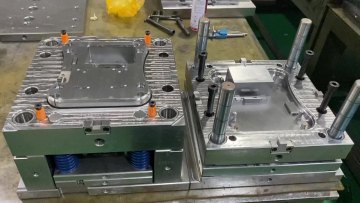 Battery Container Household Energy Storage System Container Plastic Outdoor Electrical Box Electric Wire Cable Storage Box mould1