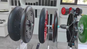 Planter closing wheel