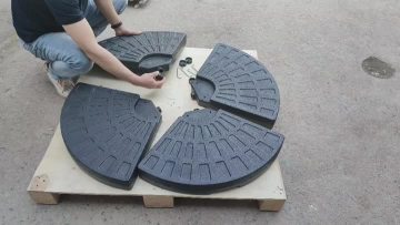 Hotsale water injection 95L PE Shell Umbrella Base 1