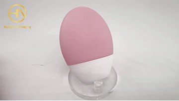 Sunscreen bottle-8