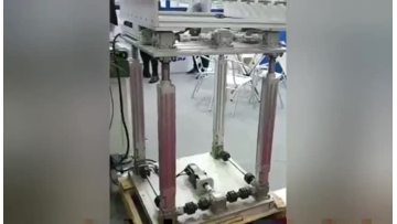 4DOF syntronization lifting platform