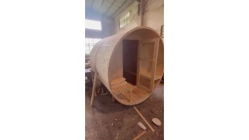 Barrel steam room 