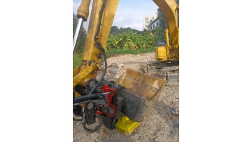 9 ton tiltrotator with grading bucket