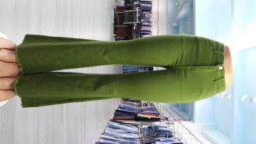 Flared Jeans