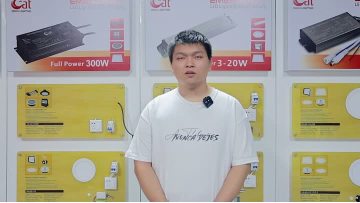 Comparison of emergency dust-proof lamp A8W