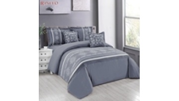 Cotton Hotel Embroidery bed cover Four-piece Hotel Bedding Pure Color Simple pure Embroidery Luxury quilt cover1
