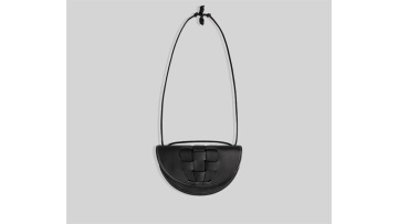 Fashionable New Genuine Leather Ladies Crescent Ba