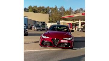 2017 Alfa Romeo Giulia 2.0T 280HP