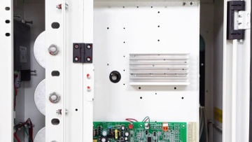 Anti‑oxidation welding‑electrode surface‑treatment for extended service life under heavy‑duty production status