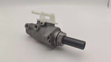 Brake Pump OE 47028-58010 Brake Master Cylinder FOR TOYOTA1