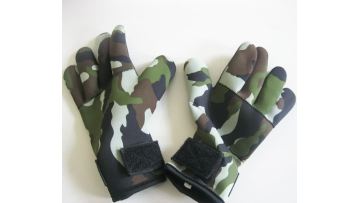 camo neoprene gloves