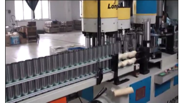Metal aerosol spray can making machine for necking flanging seaming