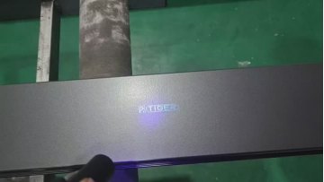 Industrial laser marking machine