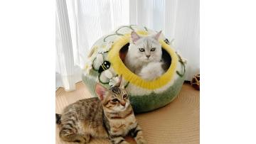 Cat's nest felt