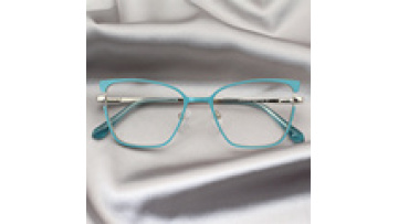 IU-W21019 Vintage Metal Optical Glasses Frames for Women1