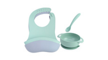 Wholesale Baby Feeding Supplie Custom Logo Waterproof Training Bib Gift Set Baby Silicone Bibs With Packing1