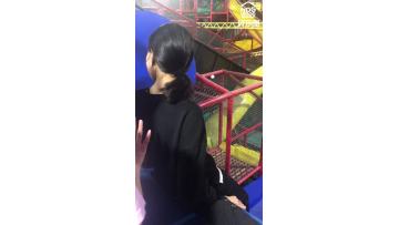 Giant wavy slide