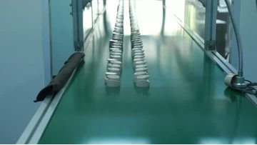 In the production of plastic pump heads