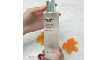 Divisia Yeast Renewing toner.mp4