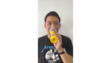 Aerosol chamber with silicone mask-3