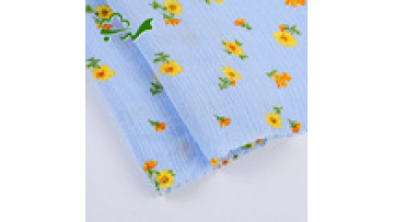China wholesale woven crepe garment floral printed 100% rayon crinkle fabric for dress1