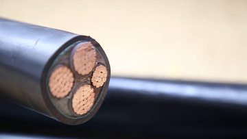 Low Voltage 4 Core 95mm XLPE PVC CU Power Cable1