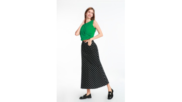  Small Round Neck Sleeveless Knitted Short Top