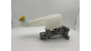 OEM 46010-V0010 Brake Master Cylinder FOR NISSAN1