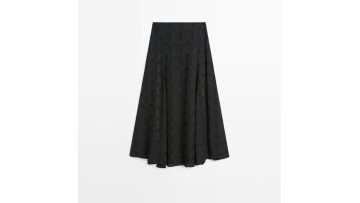 Women's casual and minimalist wide swing skirt