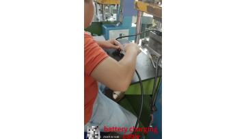 battery cable overmolding 11