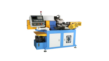 spinning machine with automatic loading and unloading function