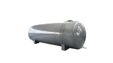 Horizontal storage tank