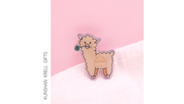Custom Wholesale Anime Alpaca Plastic Acrylic Safety Pin Badge for Business Travel Gift1
