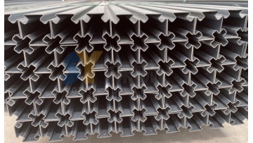 Cross-shaped square tube