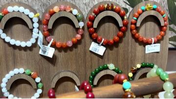 wood beads bracelet