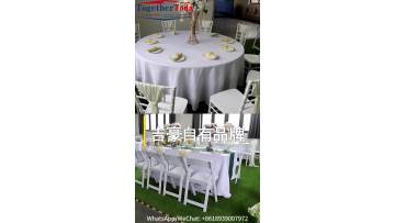 Plastic folding chair