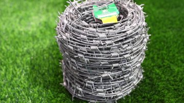cheap used military plastic galvanized iron 2.0mm 10 gauge for sale barbed wire price per tapes meter kg fence roll barbed wire1