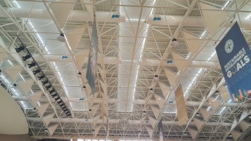 What are the advantages of fabric duct materials