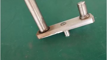 Wiper motor crank arm assembly