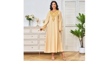New Arrival Dubai Arabic Style Large Swing Rhinestone Abaya Ladies Kaftan Long Sleeve Muslim Dress Long Robe1