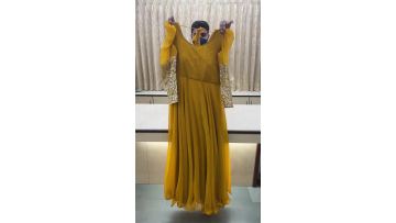 India's glamorous ethnic costumes, wedding dresses, and dresses