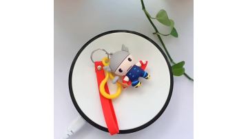 avengers keychains.mp4