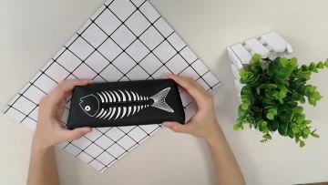 Custom popular fishbone series cute silicone pencil case