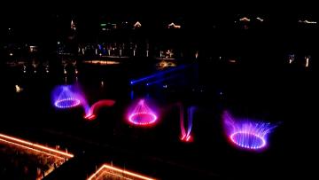 Large Floating Fountain for Lakes & Ponds