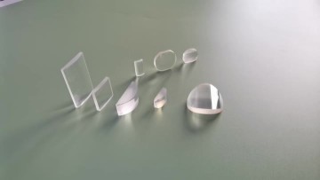 cylindrical lens (7)