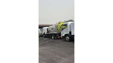 Charging stations for urban electric sanitation vehicles