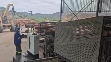 CNC shearing machine 3