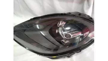 2018 porsche macan headlights